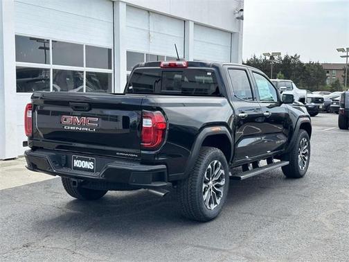 2025 GMC Canyon Denali