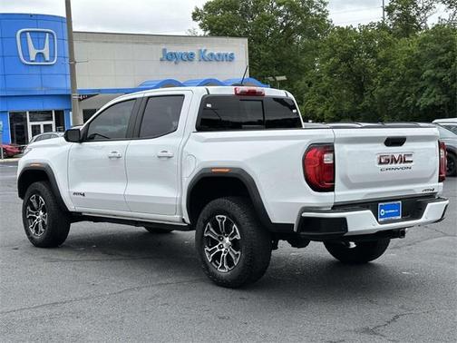 2023 GMC Canyon AT4