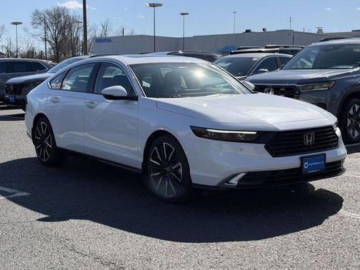 Platinum White Pearl 2026 Honda Accord Hybrid Touring