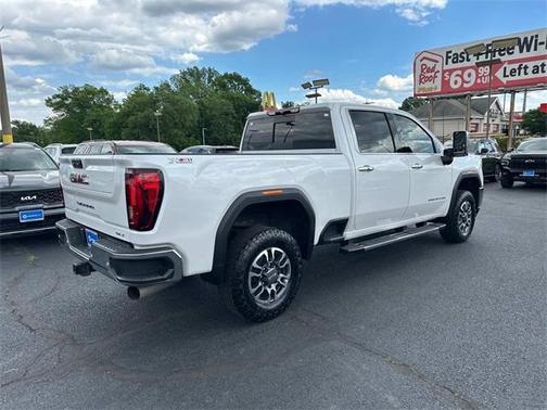2023 GMC Sierra 2500 SLT