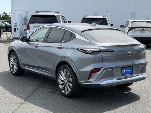 Moonstone Gray Metallic 2026 Buick Envista Avenir