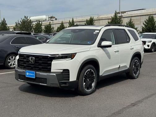 Platinum White Pearl 2026 Honda Pilot Touring S