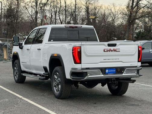 2026 GMC Sierra 2500 SLT