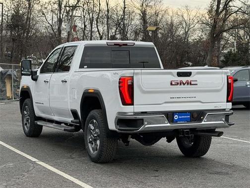 2026 GMC Sierra 2500 SLT