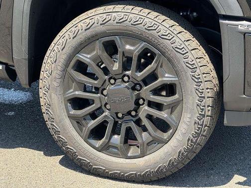 Onyx Black 2026 GMC Sierra 2500 Denali Ultimate
