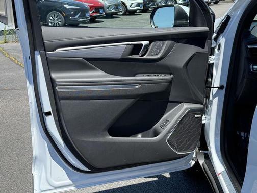 White Tri-Coat 2026 Buick Enclave Preferred