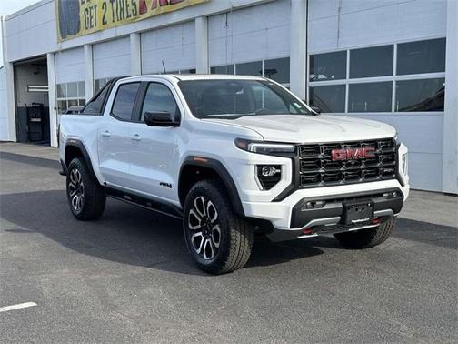 2025 GMC Canyon AT4