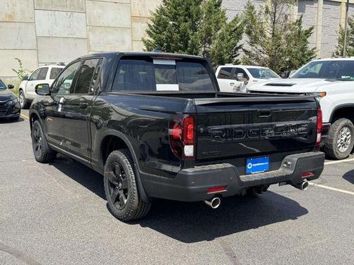 Crystal Black Pearl 2026 Honda Ridgeline Black Edition