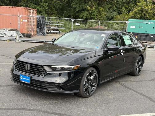 Crystal Black Pearl 2026 Honda Accord SE