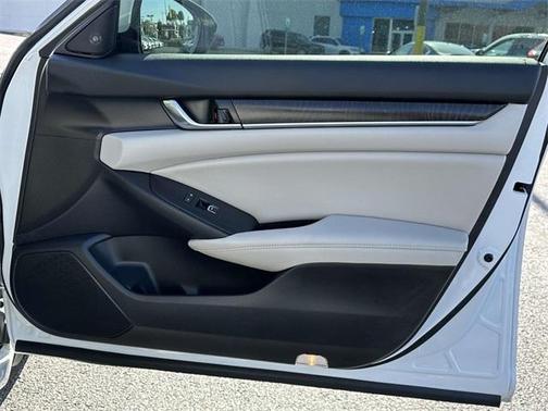 2022 Honda Accord Hybrid EX-L