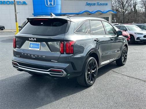 2022 Kia Sorento SX