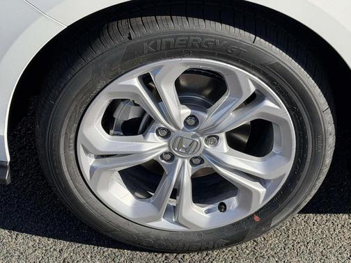 Platinum White Pearl 2026 Honda Accord LX