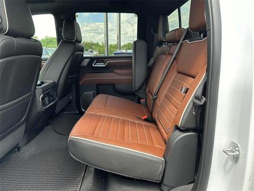 2025 GMC Sierra 2500 Denali Ultimate