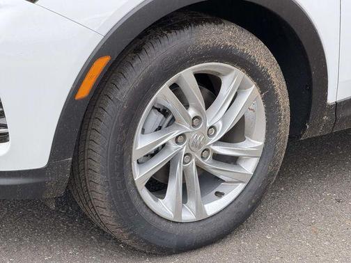 Summit White 2026 Buick Envista Preferred
