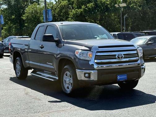 Magnetic Gray Metallic 2017 Toyota Tundra SR5