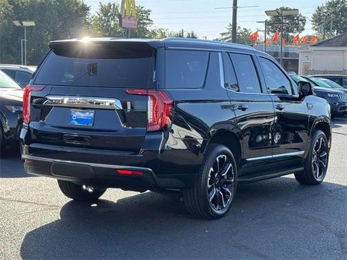 2022 GMC Yukon SLT