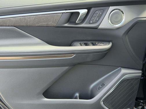 Ebony Twilight Metallic 2026 Buick Enclave AVENIR