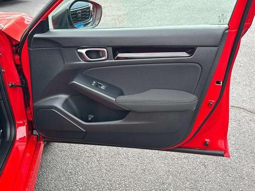 2025 Honda Civic Hybrid 