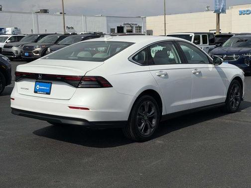 Platinum White Pearl 2023 Honda Accord EX