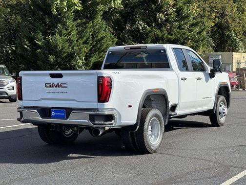 2026 GMC Sierra 3500 Pro