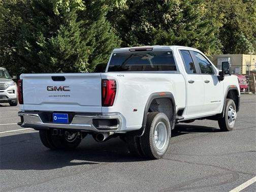 2026 GMC Sierra 3500 Pro
