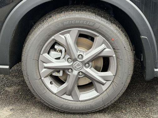 Crystal Black Pearl 2026 Honda HR-V LX