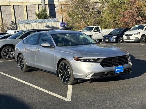2025 Honda Accord Hybrid Touring
