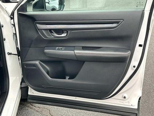 Platinum White Pearl 2025 Honda CR-V Hybrid Sport