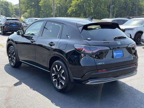 Crystal Black Pearl 2026 Honda HR-V EX-L
