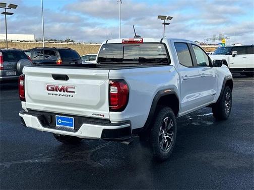2025 GMC Canyon AT4