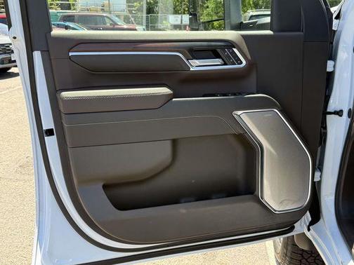 Glacier White 2026 GMC Sierra 2500 Denali