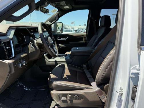 Glacier White 2026 GMC Sierra 2500 Denali
