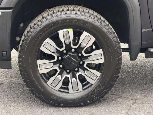 2026 GMC Sierra 2500 Denali