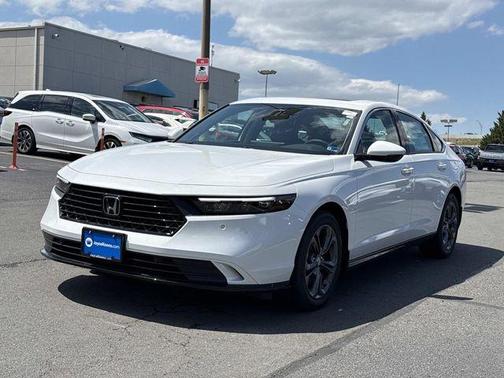 Platinum White Pearl 2026 Honda Accord Hybrid EX-L