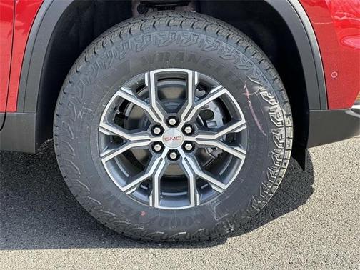 2025 GMC Acadia AT4