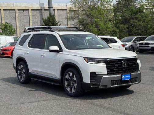 Platinum White Pearl 2026 Honda Pilot Touring