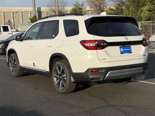 2025 Honda Pilot Touring
