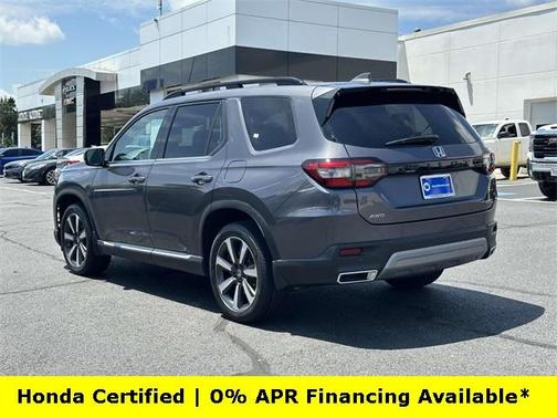 2025 Honda Pilot Touring