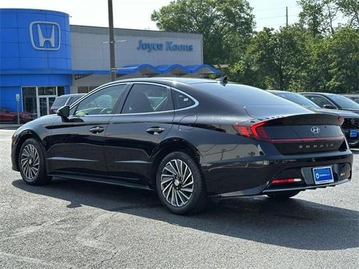 2020 Hyundai SONATA Hybrid Limited