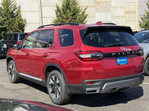 Radiant Red Metallic II 2026 Honda Pilot Touring