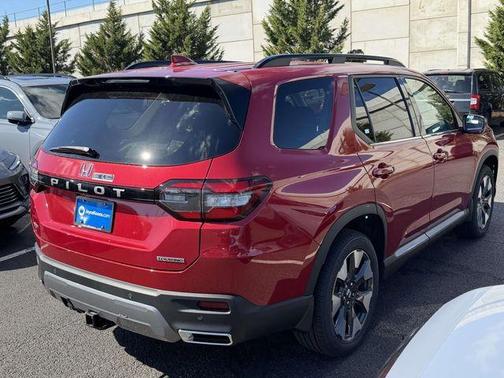 Radiant Red Metallic II 2026 Honda Pilot Touring