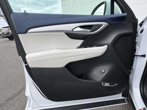White Tri-Coat 2026 Buick Envision Avenir
