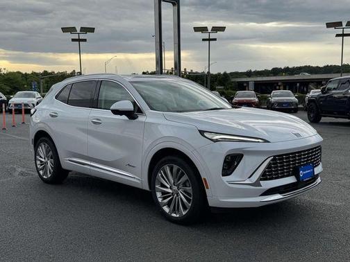 White Tri-Coat 2026 Buick Envision Avenir