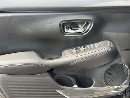 Modern Steel Metallic 2026 Honda HR-V EX-L