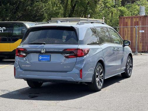 Sonic Gray Pearl 2026 Honda Odyssey Elite