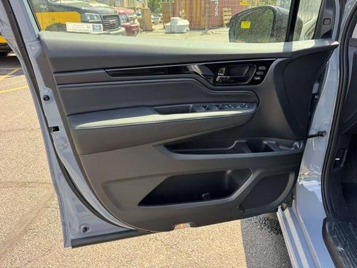 Sonic Gray Pearl 2026 Honda Odyssey Elite