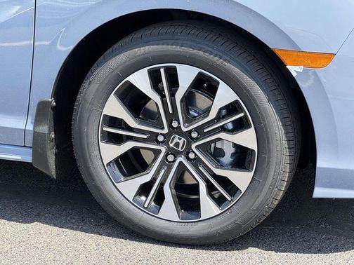 Sonic Gray Pearl 2026 Honda Odyssey Elite