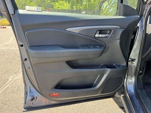Modern Steel Metallic 2026 Honda Ridgeline RTL