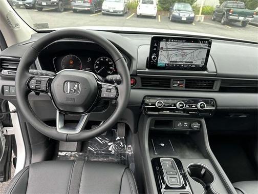 2025 Honda Pilot Touring+