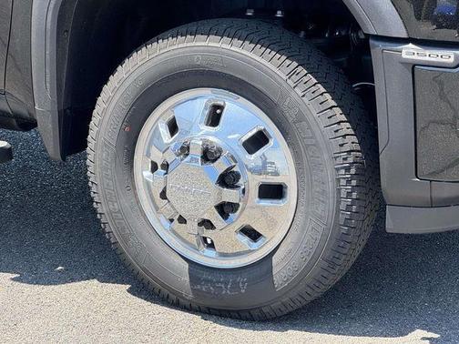 Onyx Black 2026 GMC Sierra 3500 Denali